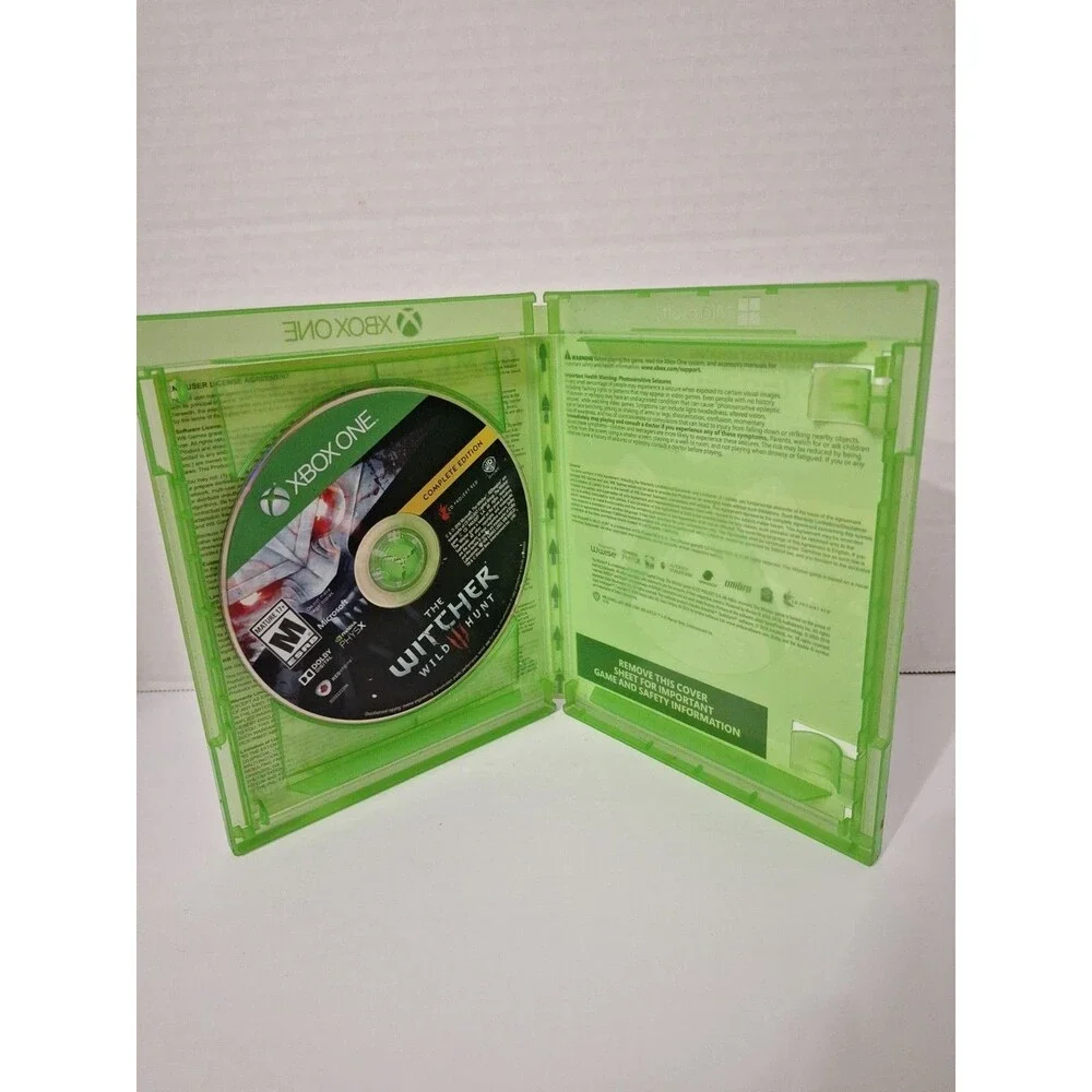 The Witcher 3: Wild Hunt - Complete Edition - Microsoft Xbox One - CIB - Tested